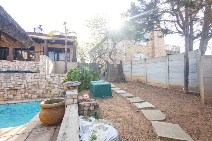 To Let 4 Bedroom Property for Rent in Ridgeworth Western Cape